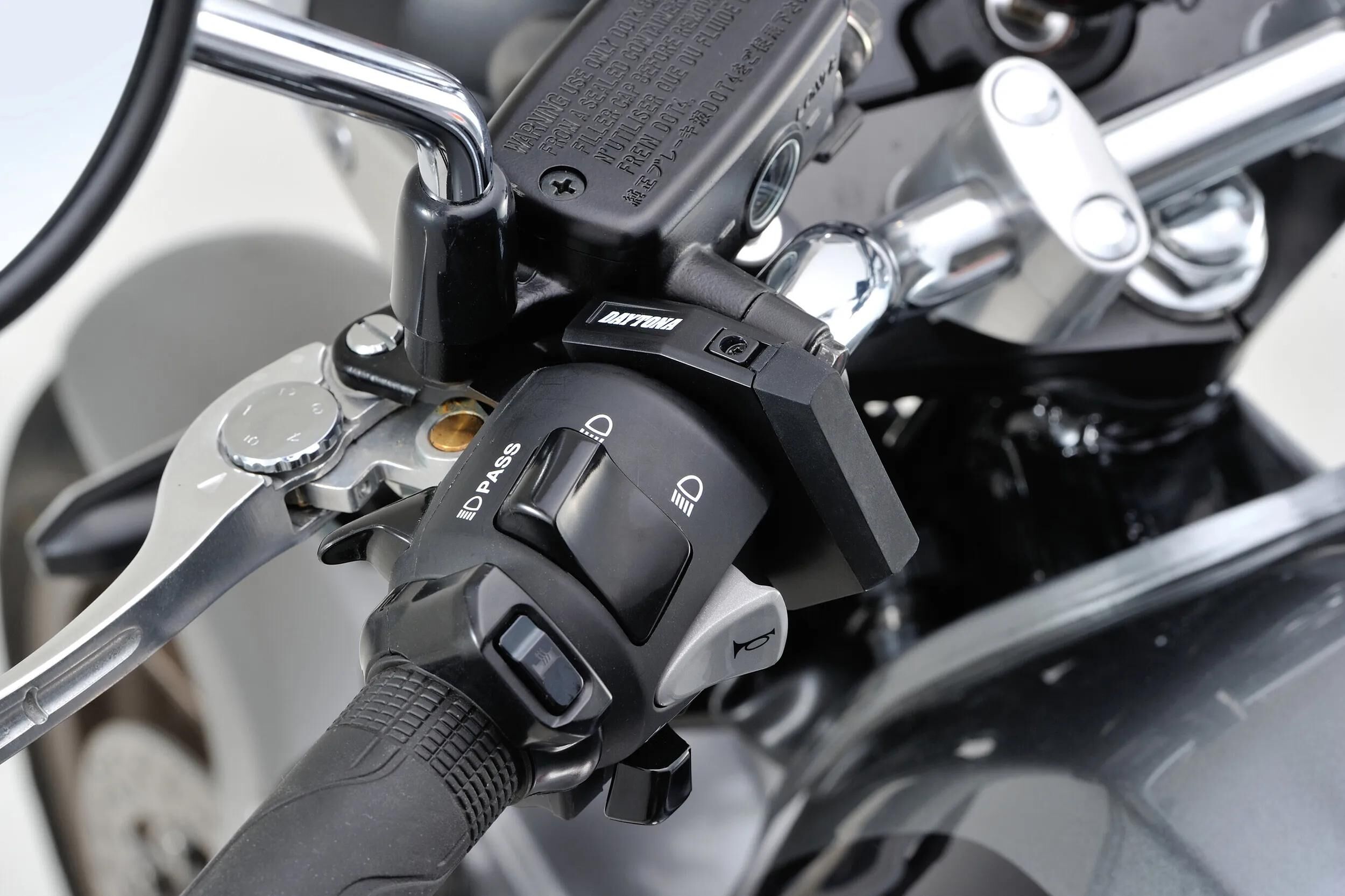 DAYTONA_USB-Steckdose Bordsteckdosen,Steckdosen,Zigarettenanzünder,Steckdosen,Zigarettenanzünder