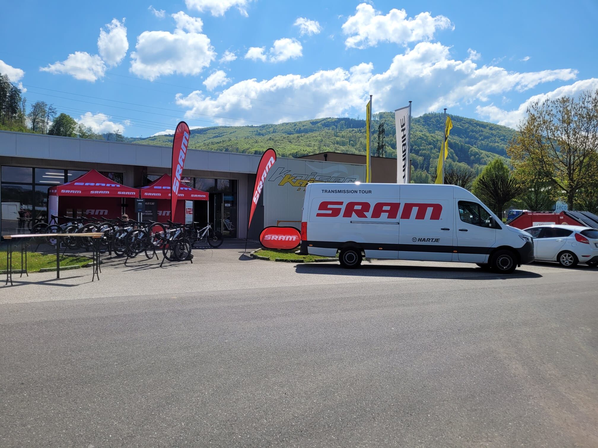 SRAM_Tour_2