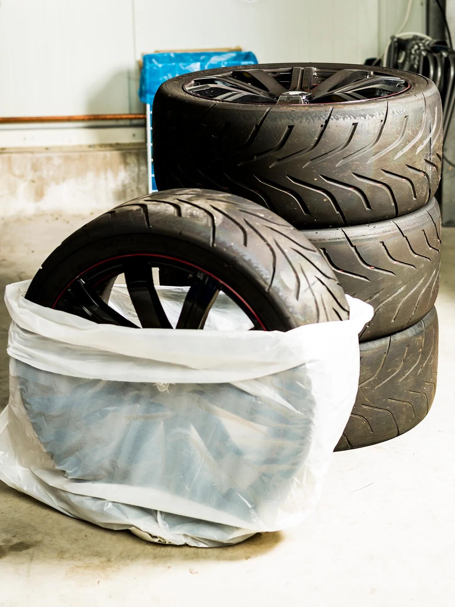 Serwo Automotive_Reifensack Reifensäcke