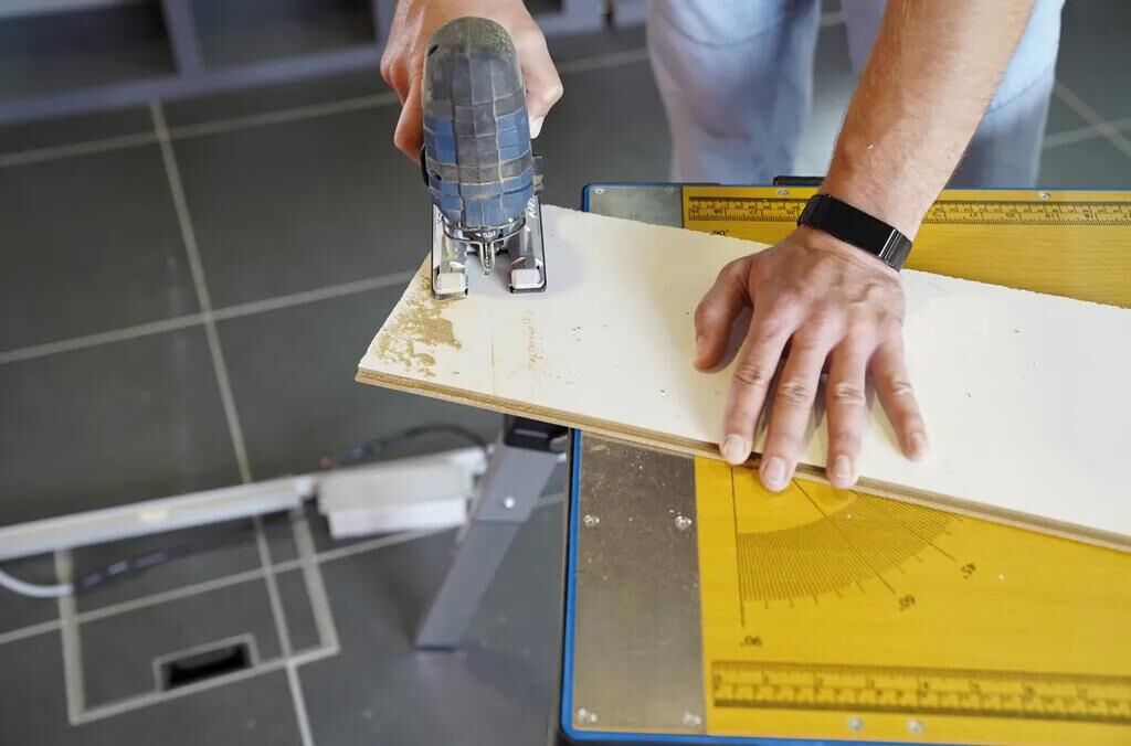 _Werkbank Werkbänke,Arbeitsbühne,Werkstatt-Montageroller,Werktische,Transportwagen,Werkstatteinrichtungen,Werkstattwagen