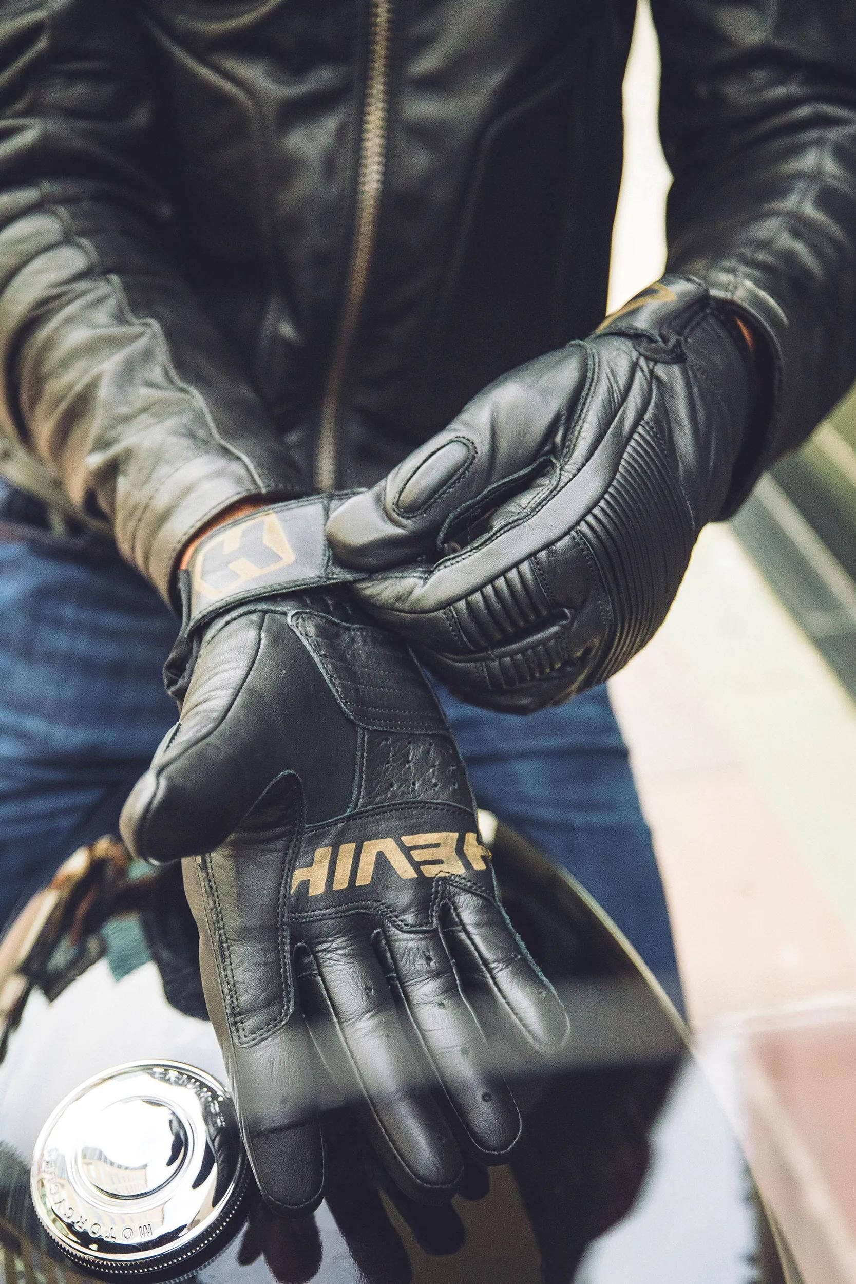 Handschuhe,Bekleidung