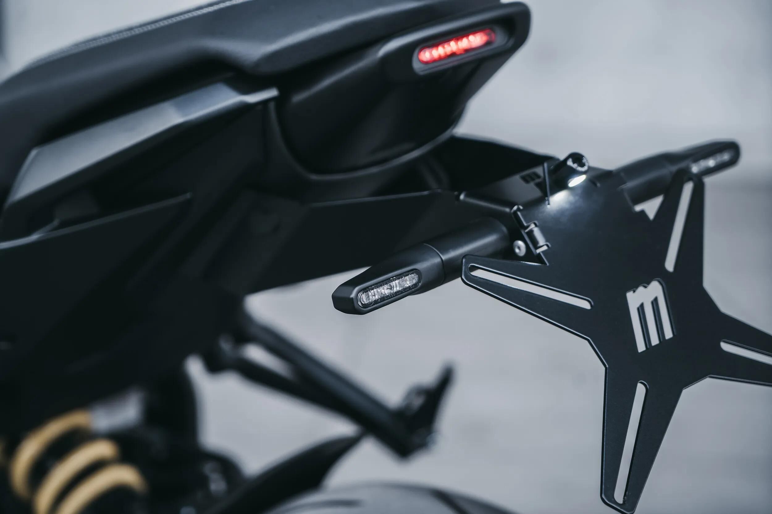 MOTOISM_Blinker Blinker