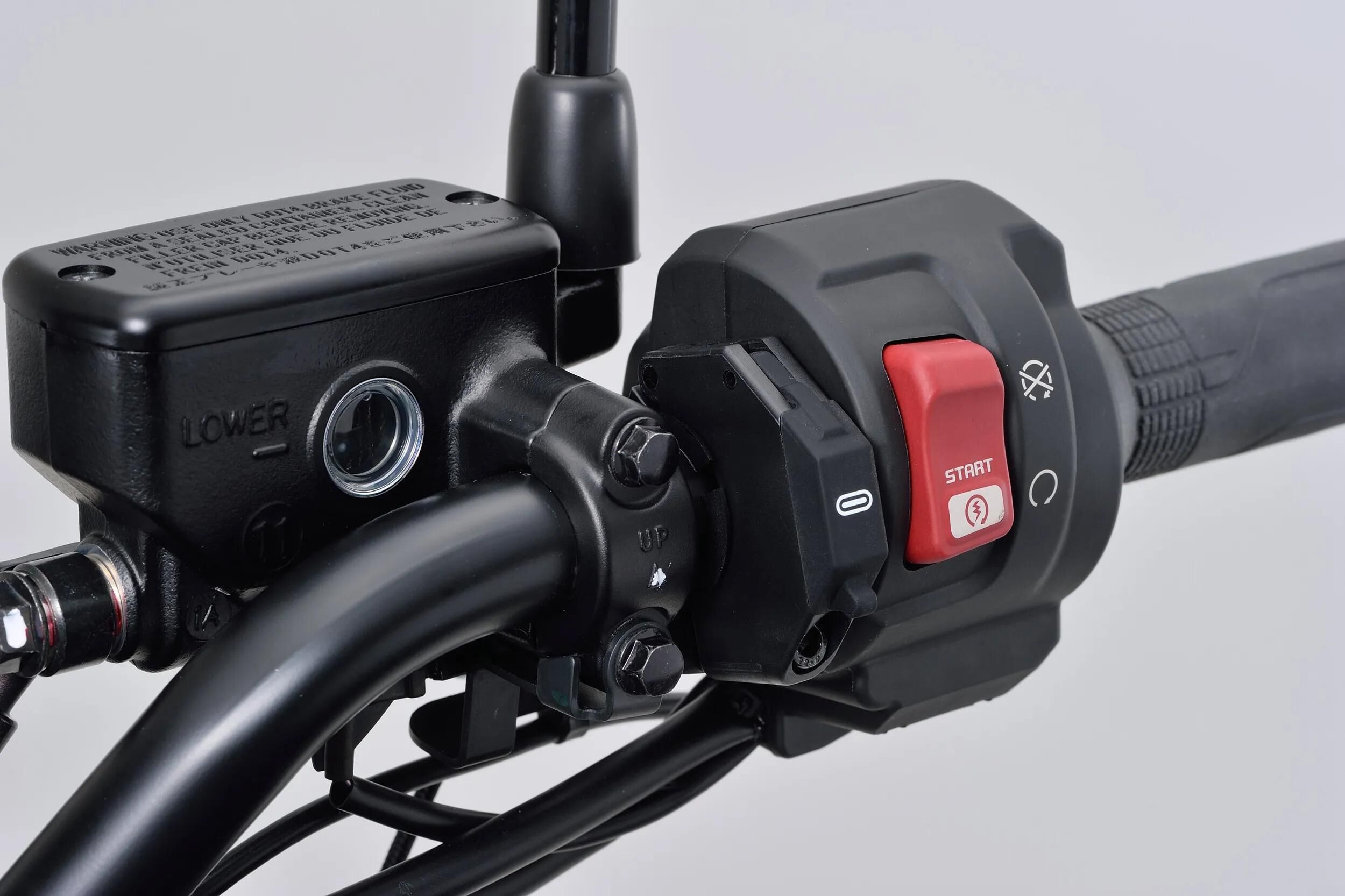 DAYTONA_USB-Steckdose Bordsteckdosen,Steckdosen,Zigarettenanzünder,Steckdosen,Zigarettenanzünder