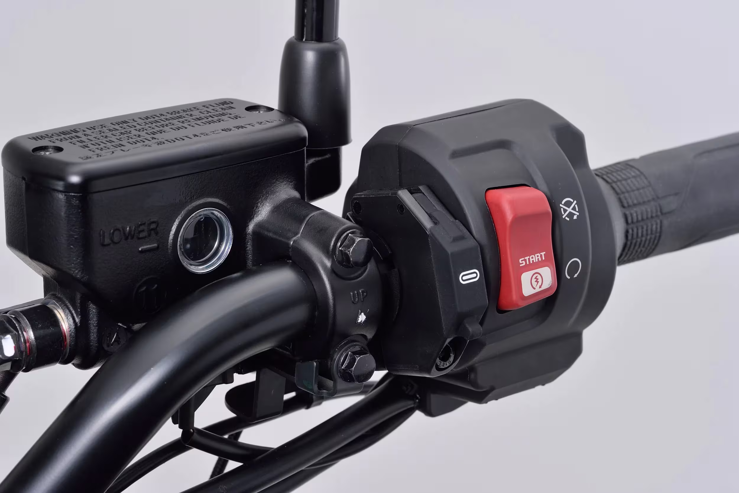 DAYTONA_USB-Steckdose Bordsteckdosen,Steckdosen,Zigarettenanzünder,Steckdosen,Zigarettenanzünder
