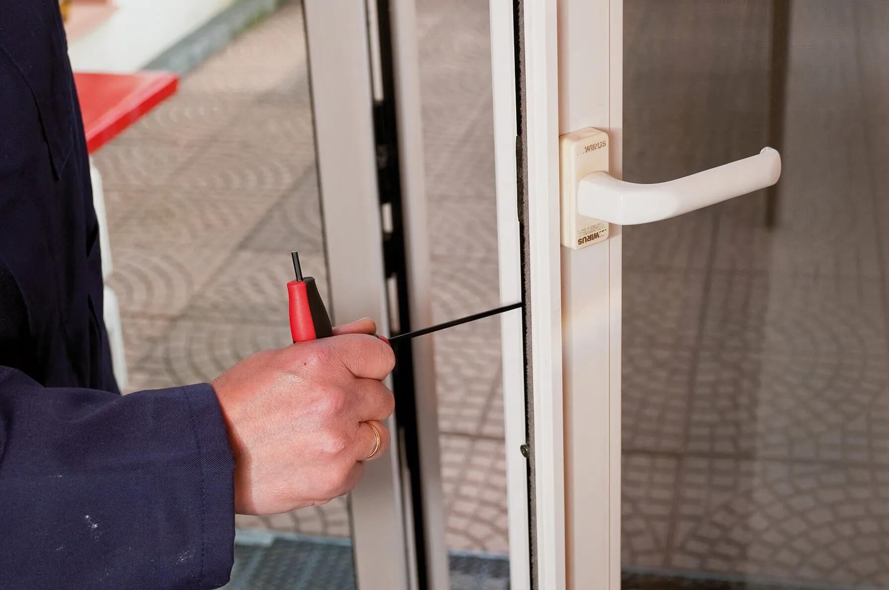 Schraubendreher - Innensechsrund,T-Griff-Schraubendrehersätze