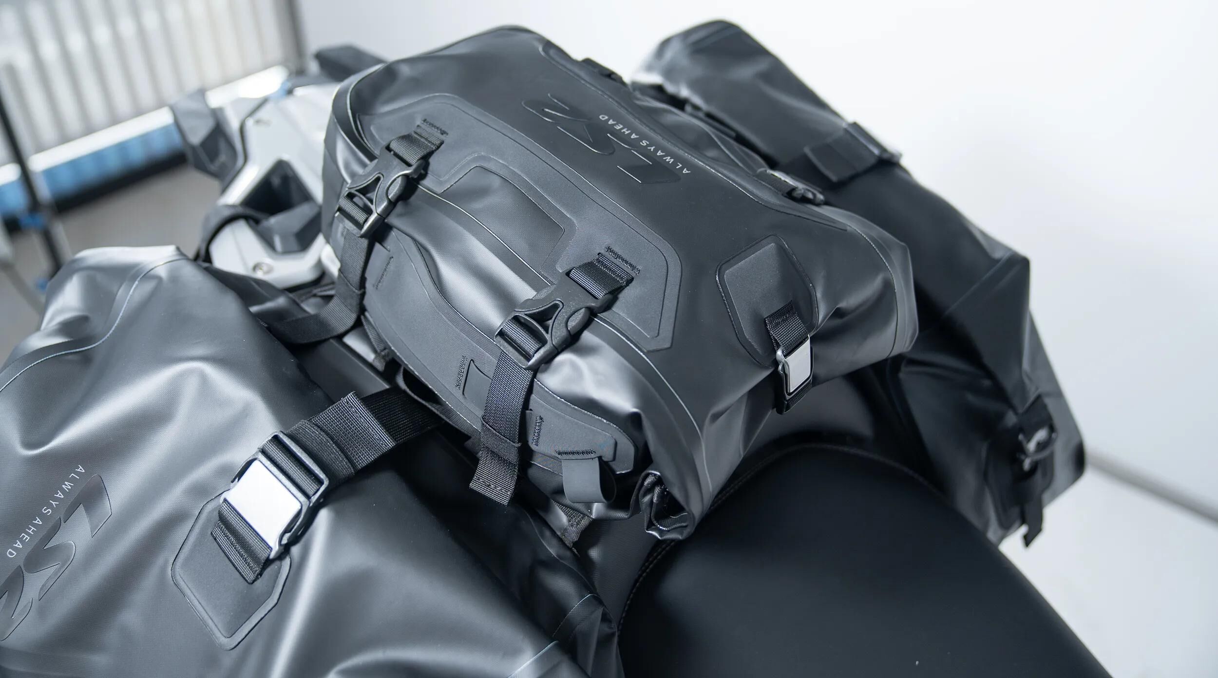Taschen,Doppeltaschen,Gepäcktaschen,Transporttaschen,Taschen
