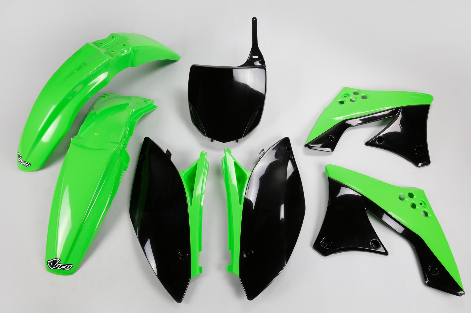 UFO PLAST_Verkleidungssatz Verkleidung