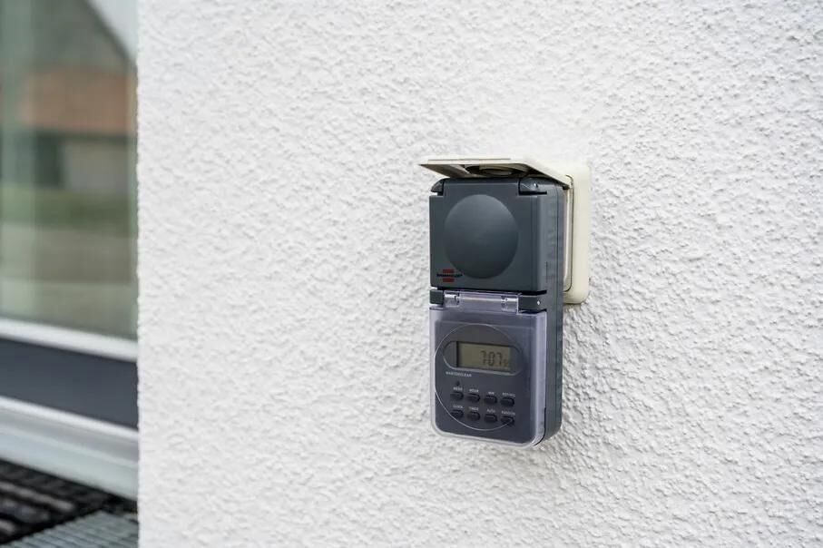 brennenstuhl_Zeitschaltuhr Steckdosen,Zigarettenanzünder