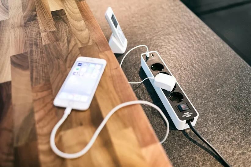 brennenstuhl_Mehrfachverteiler Steckdosen,Zigarettenanzünder