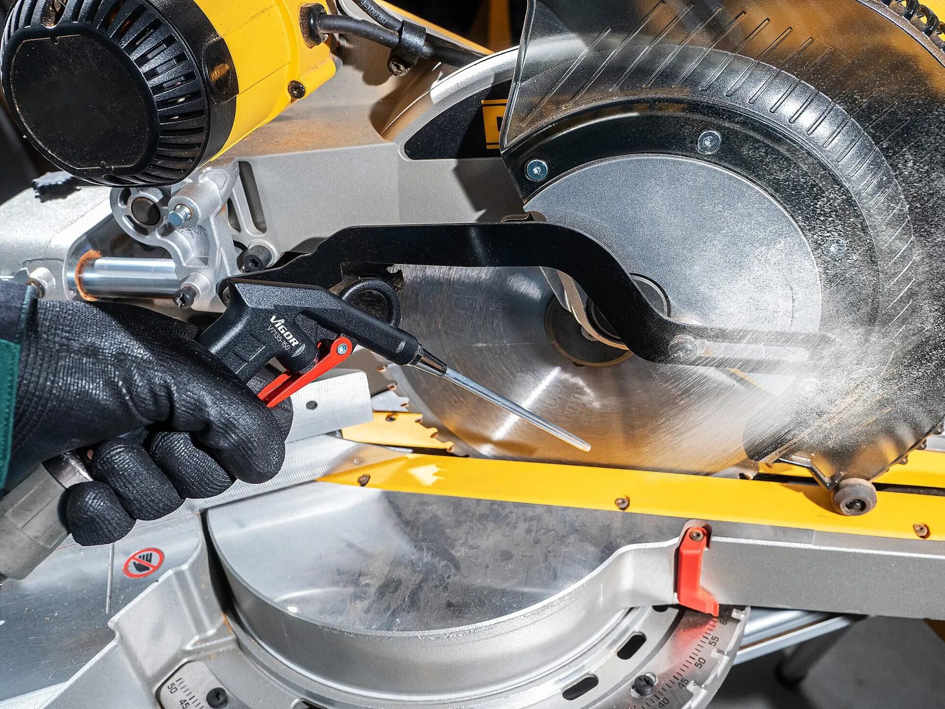 _Ausblaspistole Ausblaspistolen