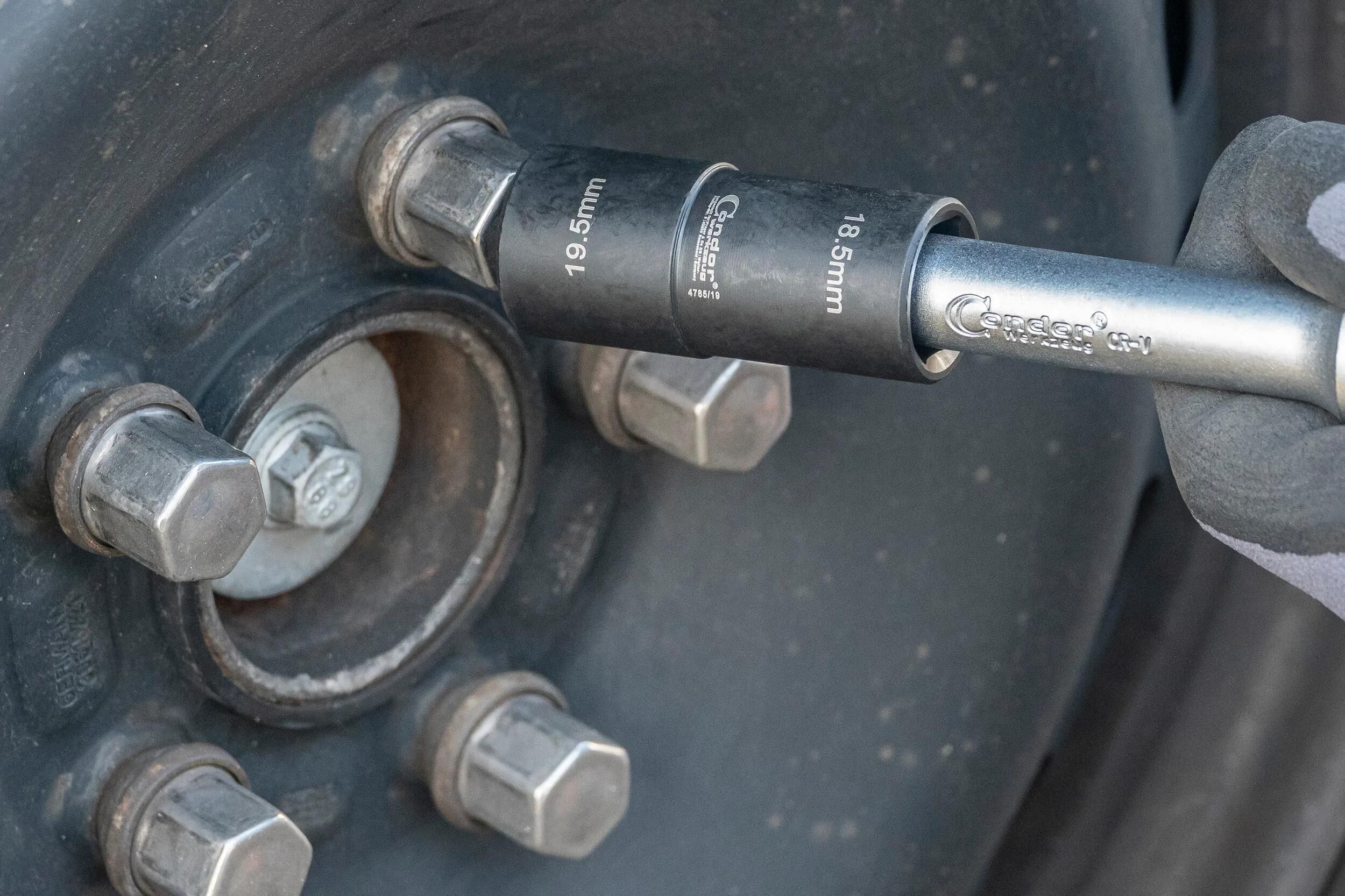 Condor _Radmutterneinsatz Radmutterneinsätze