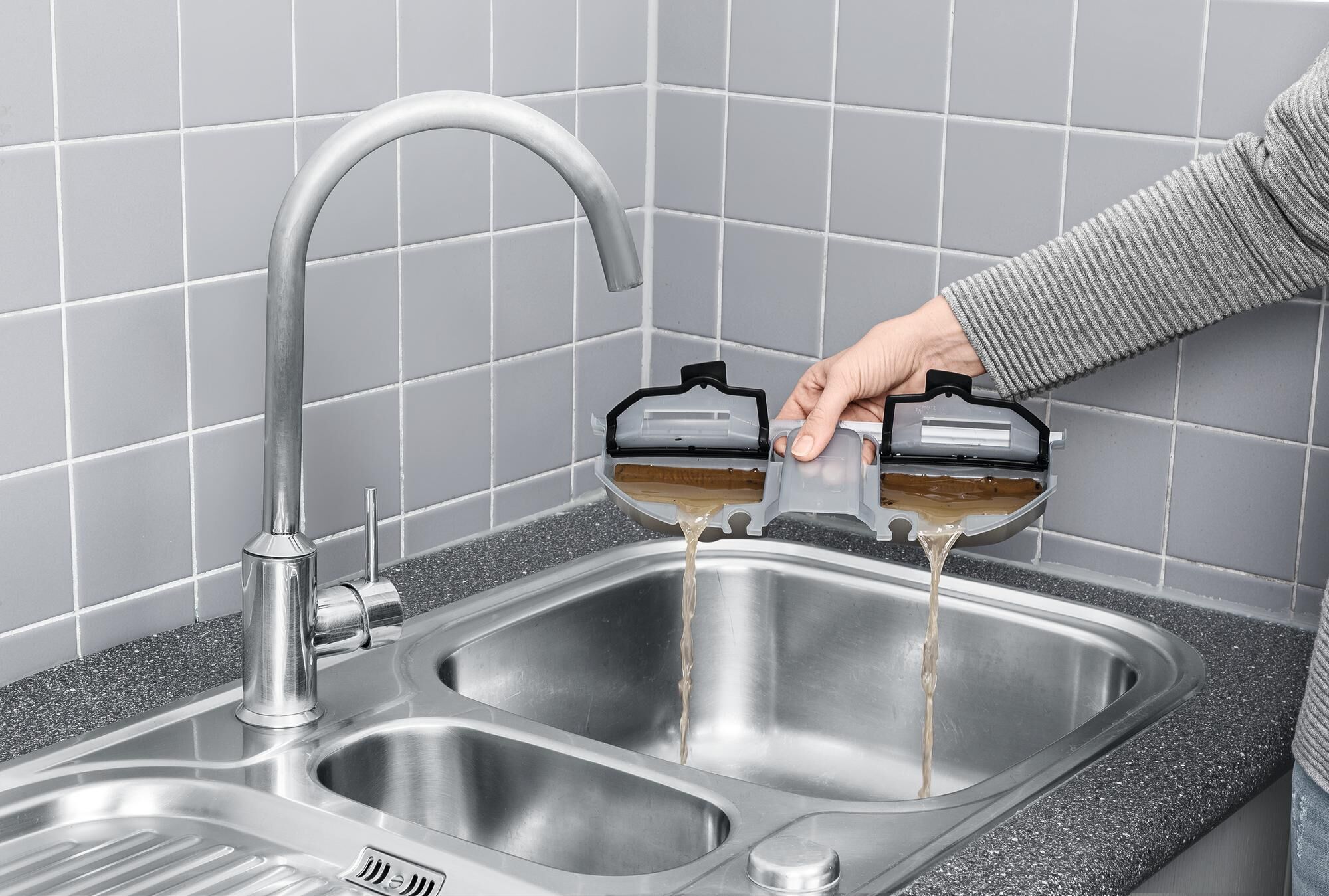 _Hartbodenreiniger Scheuersaugmaschinen,Reinigungsmittel