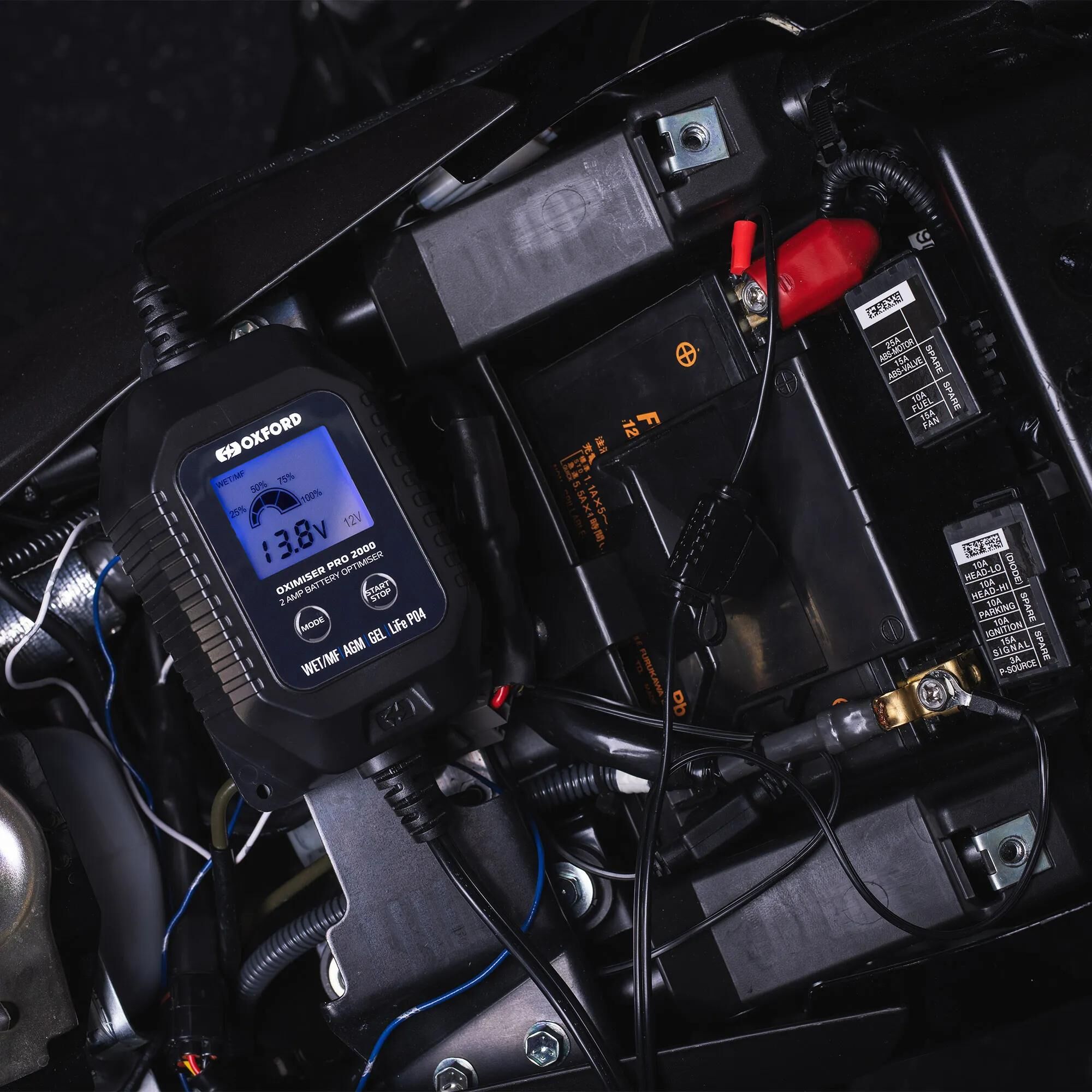 _Batterieladegerät Batterieladegeräte