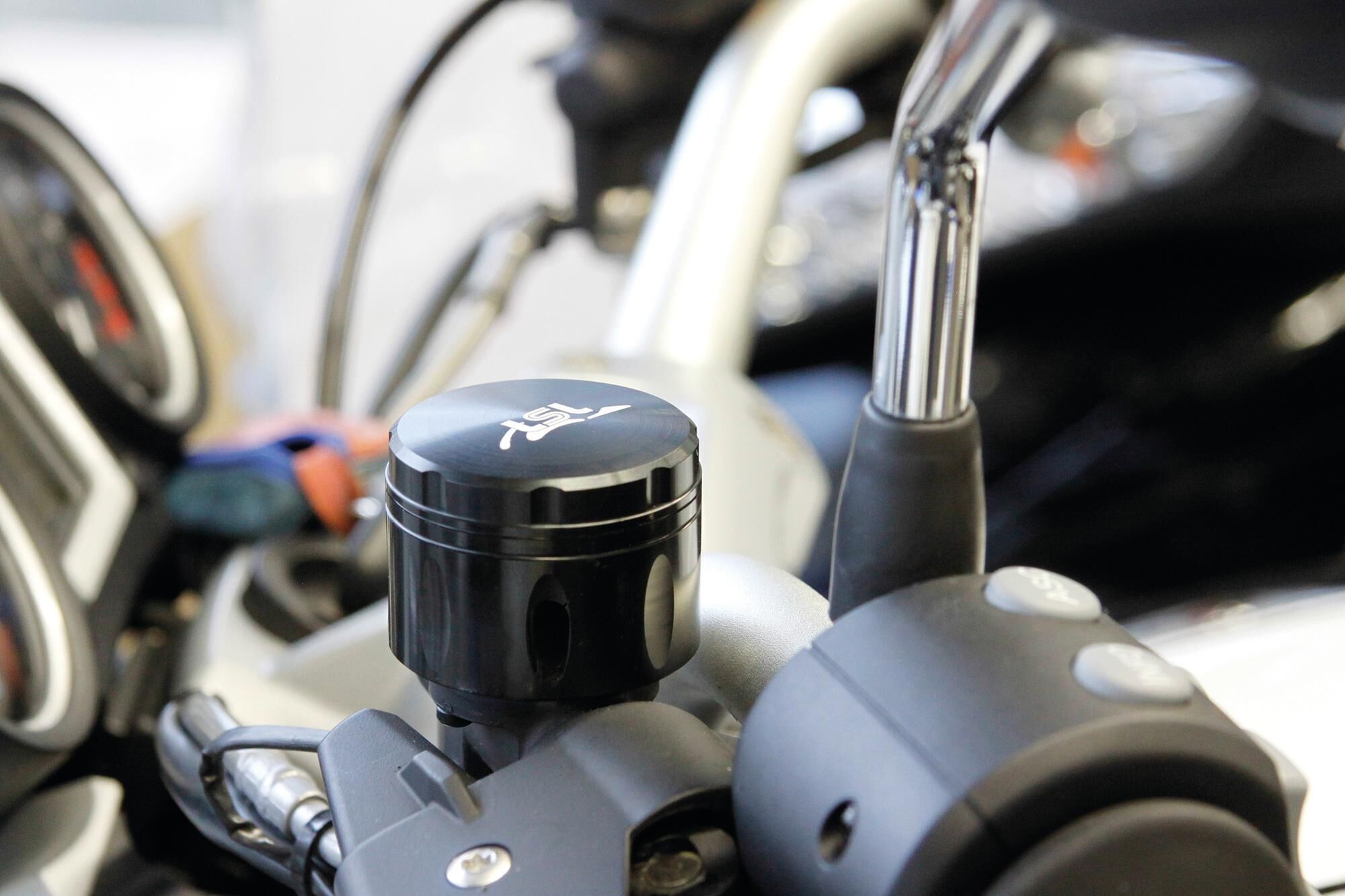 _Bremsflüssigkeitsbehälter Bremsflüssigkeitsbehälter