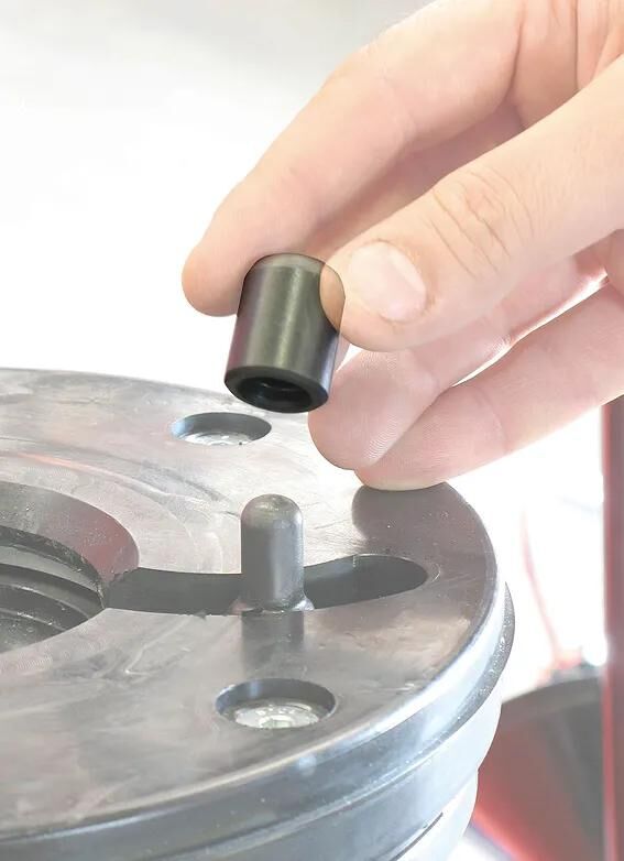 Reifenmontiermaschinen