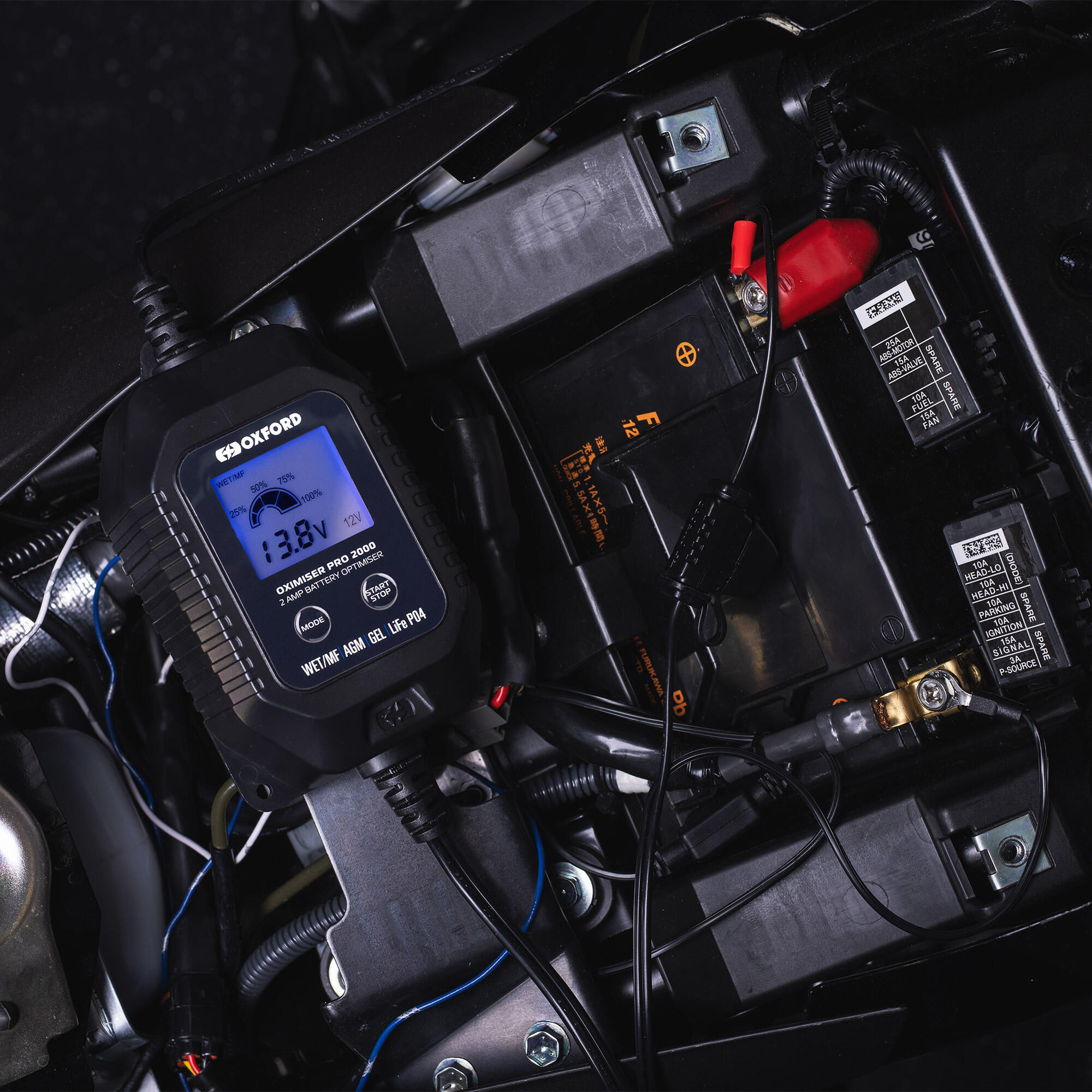 _Batterieladegerät Batterieladegeräte