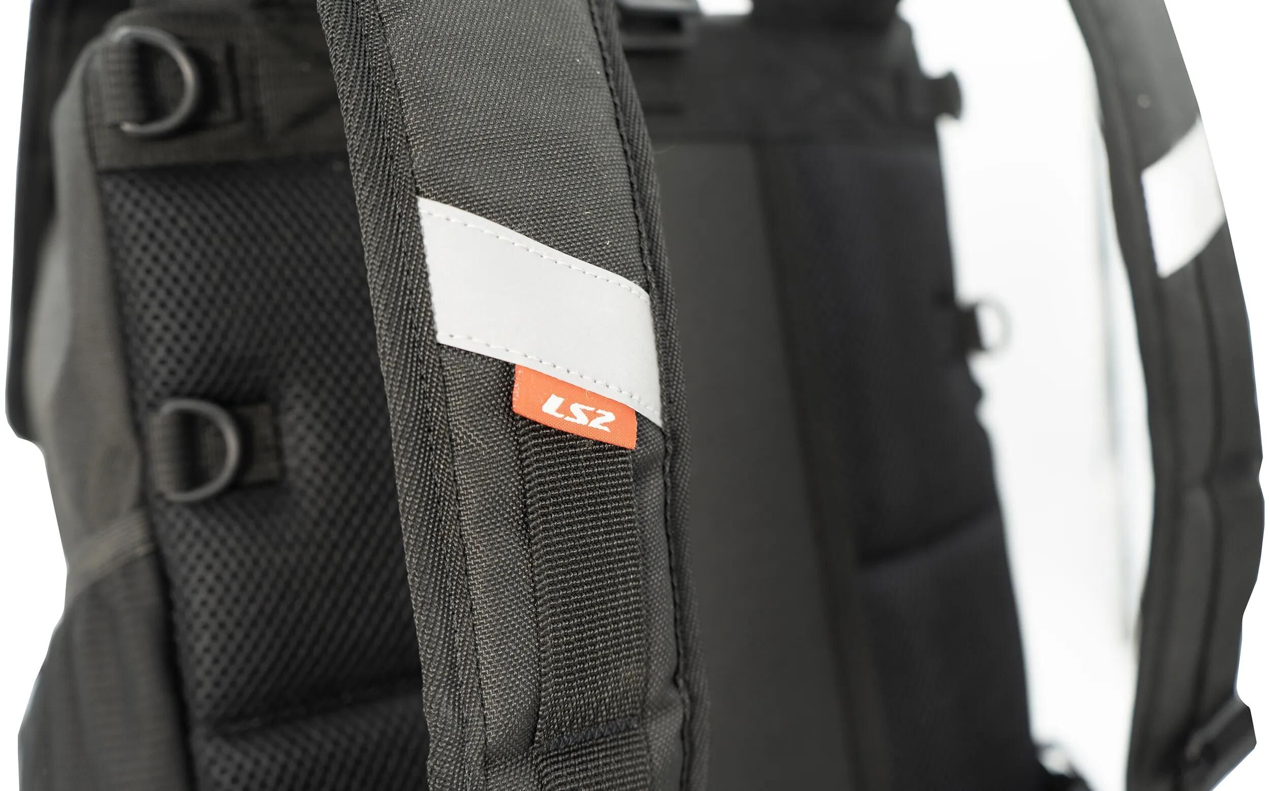 Taschen,Gepäcktaschen,Transporttaschen,Tankrucksäcke,Rucksäcke,Taschen