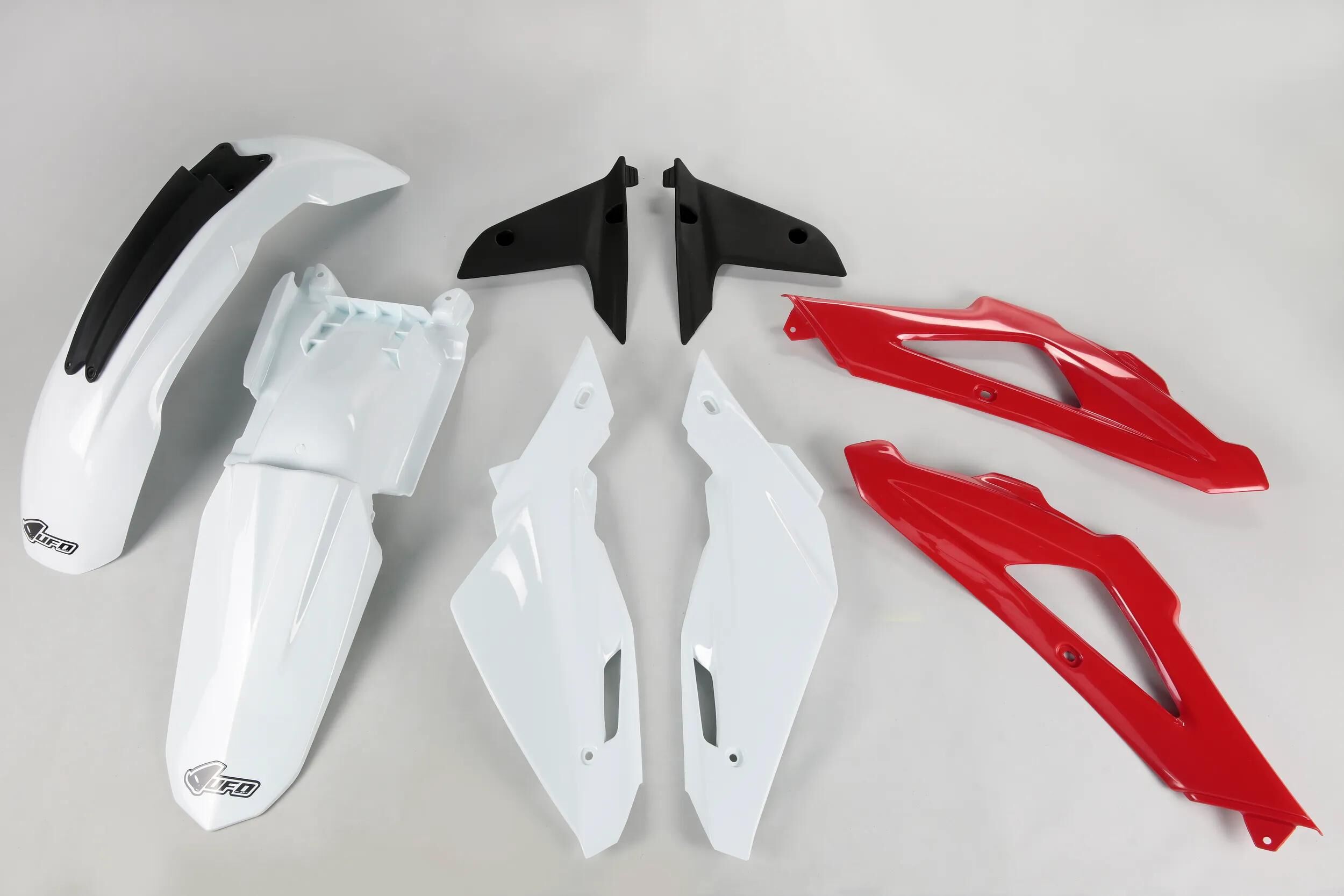 UFO PLAST_Verkleidungssatz Verkleidung