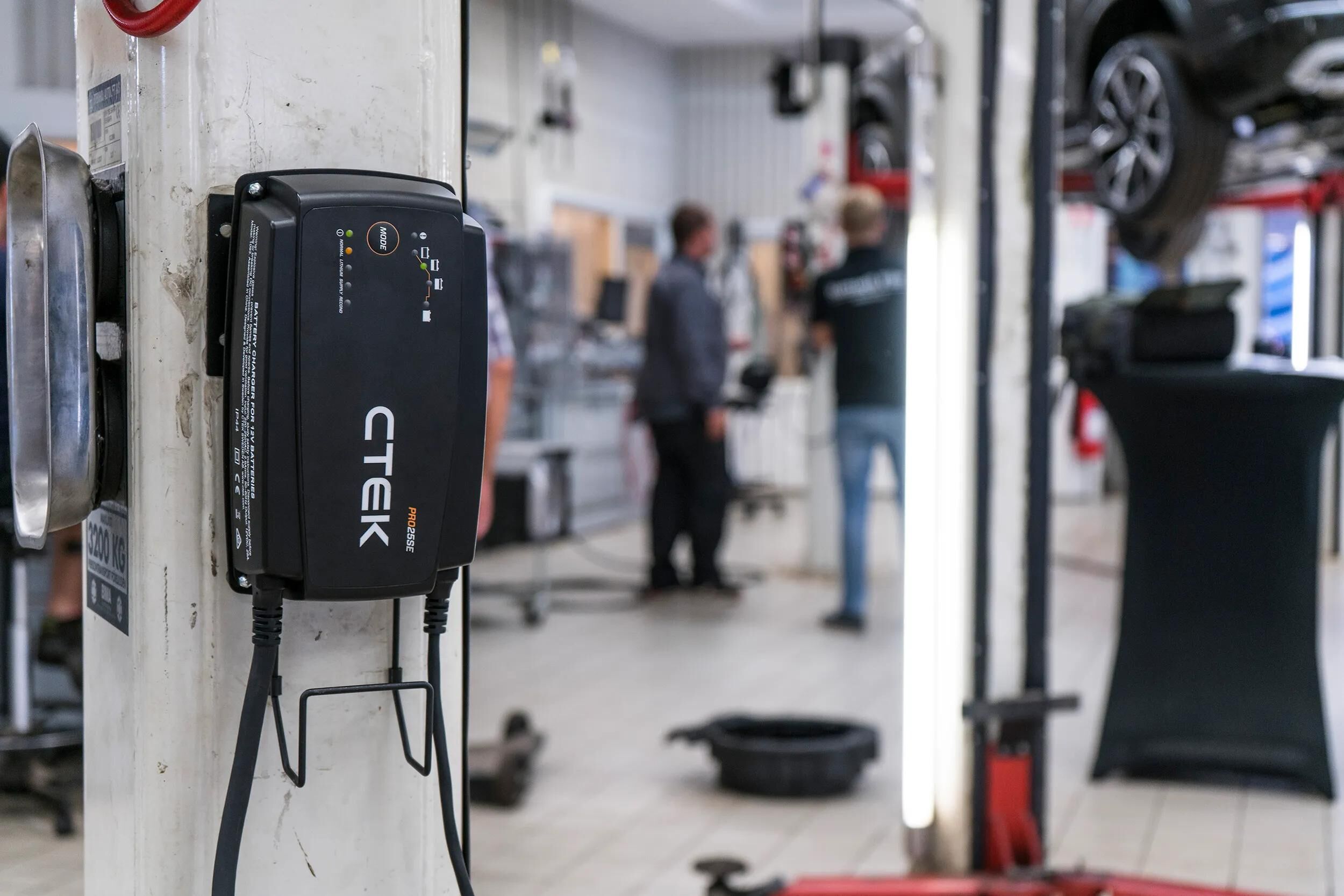 _Batterieladegerät Batterieladegeräte