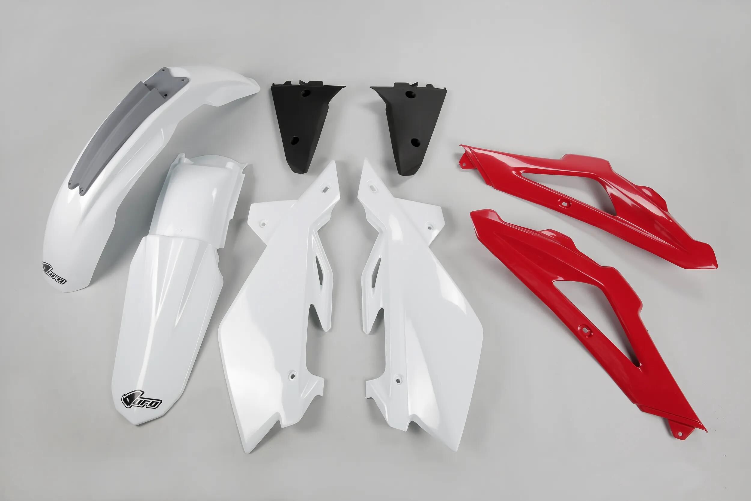 UFO PLAST_Verkleidungssatz Verkleidung