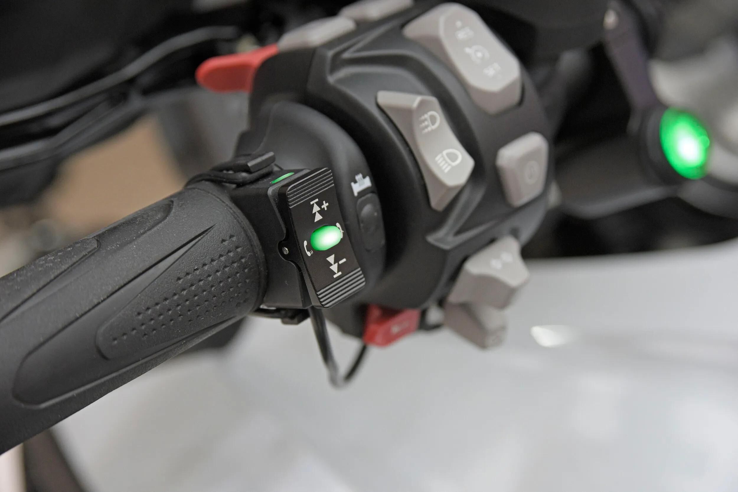 _Fernbedienung Kommunikationssysteme